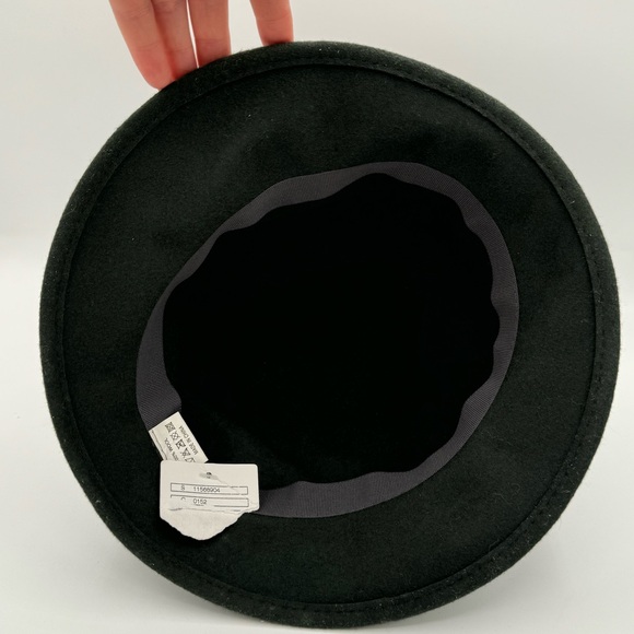 100 Wool Urban Outfitters Bucket Winter Hat Grey Floral Patchwork OS Vintage NWT - Picture 3 of 6